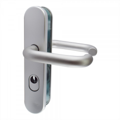 Fire resistant handle fitting with core pulling protection LS